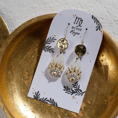 :fixed: selbst hergestelt Ohringe mit Gold schimmer